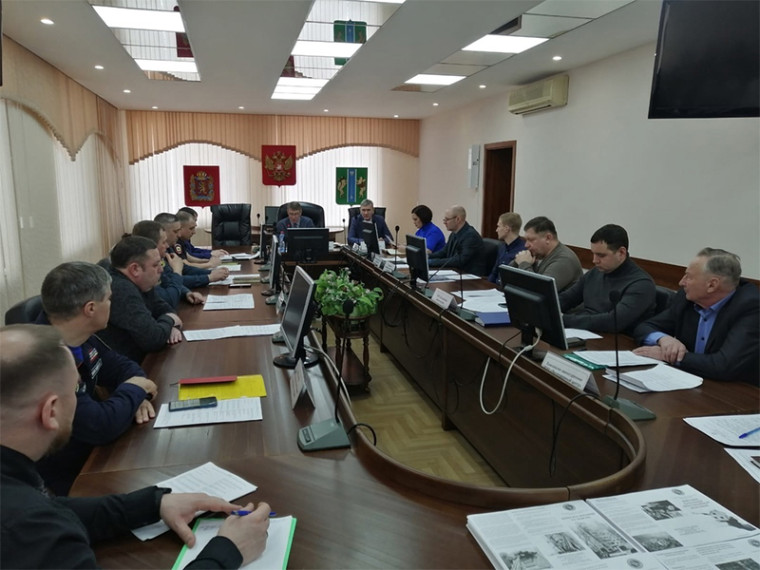 В Енисейском районе готовятся к предстоящему пожароопасному периоду. В Енисейском районе готовятся к предстоящему пожароопасному периоду.